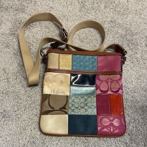 Coach Patchwork Crossbody
Swingpack Multicolor Leather Canvas